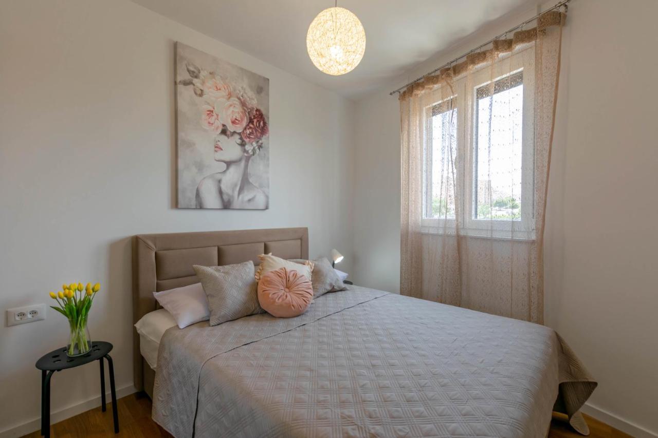 Empress Apartment Split Ngoại thất bức ảnh